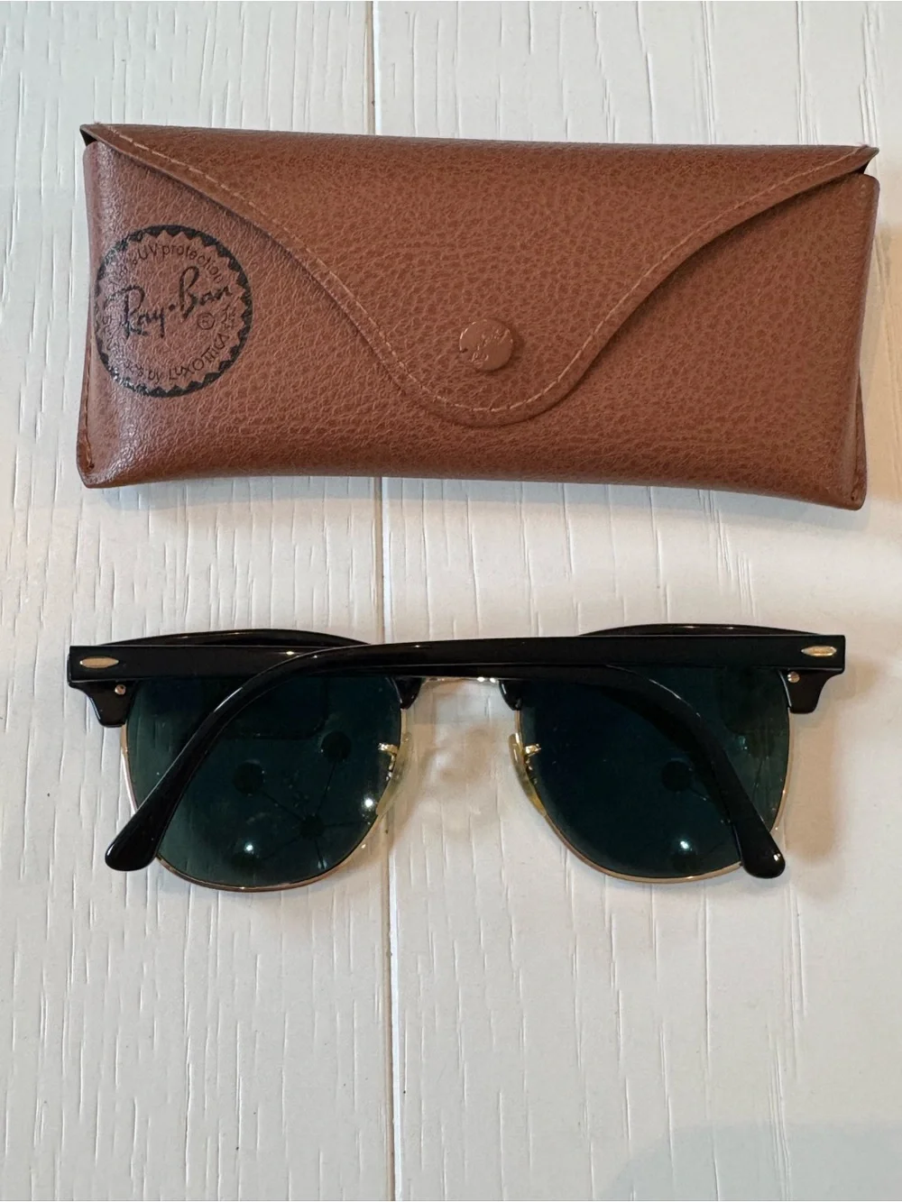 Ray-Ban Clubmaster Classic Polarized Sunglasses RB3016 901/58 (51-21)